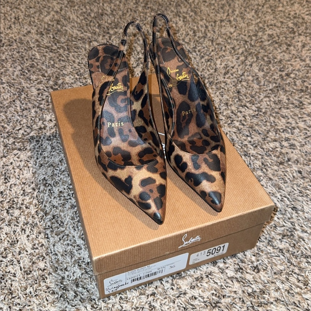 CHRISTIAN LOUBOUTIN Kate Sling 85
Leopard-print Leather Slingback